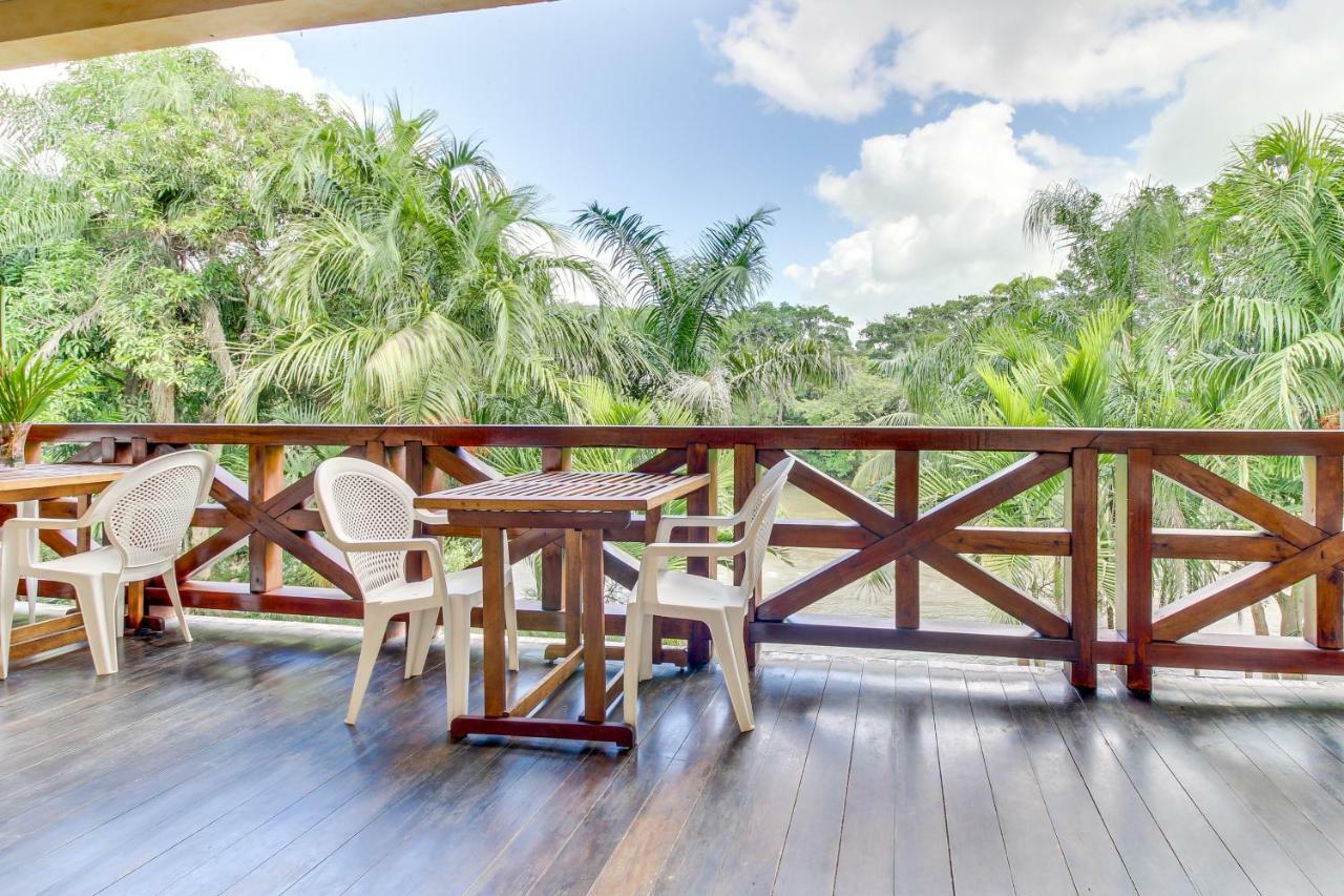 Mahogany Hall San Ignacio Exteriér fotografie